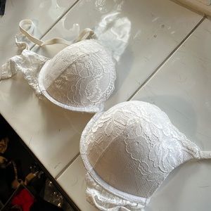 Super nice white bra